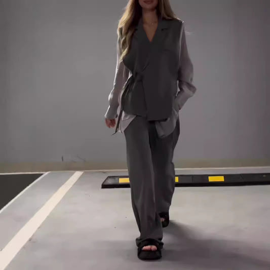 Lucy Ensemble Chic